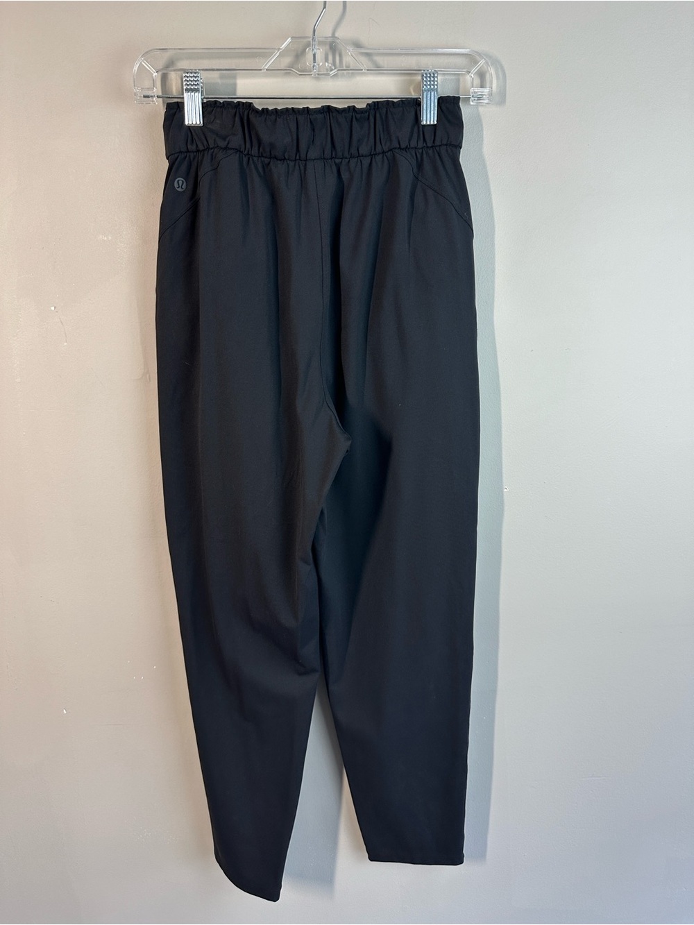 Lululemon Keep Moving Pant 7/8 High Rise Black Luxtreme Size 4 Activewear Travel - Picture 3 of 12